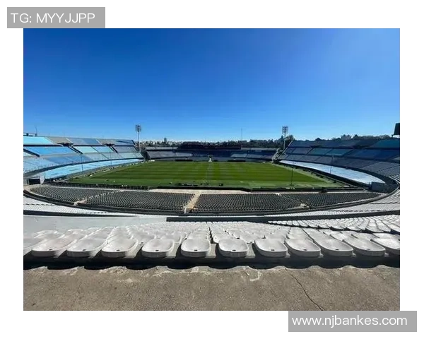 美国与乌拉圭的较量：足球场上的激情与荣耀之战